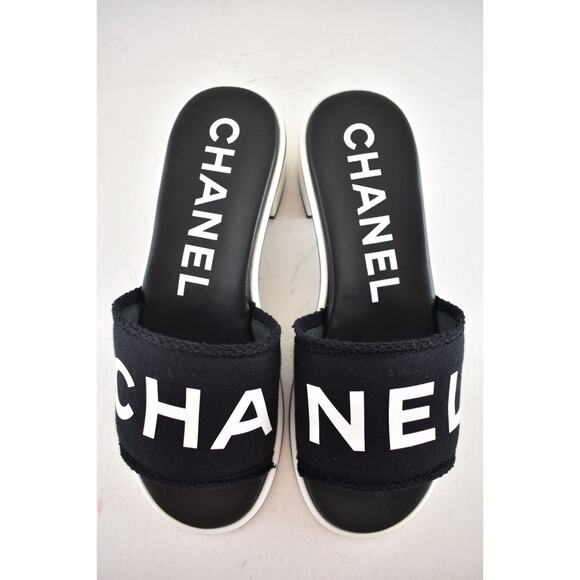 Chanel 24C Black White CHA NEL Letter Logo Mule Slide Block Heel Sandal 39.5 - Picture 10 of 15
